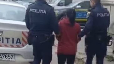 Femeie acuzată că a cerut mită unei persoane pentru o pretinsă influenţă la DGASPC Olt, cu scopul încadrării în grad de invaliditate şi obţinerii unei pensii de handicap, plasată sub control judiciar