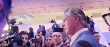 Anchetele împotriva guvernatorului Californiei Gavin Newsom, posibil candidat la alegerile prezidenţiale, nu au fost dispuse de administraţia Trump, potrivit unei surse apropiate cazului