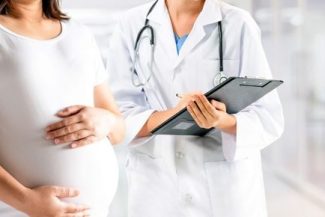 Un test de sânge poate identifica mii de afecţiuni genetice în timpul sarcinii, spun oamenii de ştiinţă