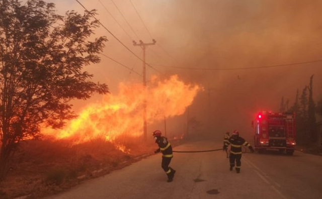 Comisia Europeană pregăteşte cel mai mare program de intervenţie împotriva incendiilor de vegetaţie, pentru vară – 777 de pompieri din 14 ţări, prepoziţionaţi în zone cu risc ridicat / 22 de avioane şi 5 elicoptere, pregătite