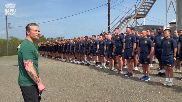 Secretarul american al Apărării Pete Hegseth avertizează Cuba, într-o vizită la Guantanamo, să nu cumpere armament care să ameninţe SUA, după ce presa americană a dezvăluit că Havana a cumpărat peste 300 de drone şi discută planuri să le folosească împotr