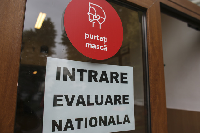 Ministerul Educaţiei: Peste 148.000 de absolvenţi ai clasei a VIII-a, înscrişi pentru a susţine Evaluarea Naţională / Probele încep luni / Reguli specifice / Când se afişează rezultatele
