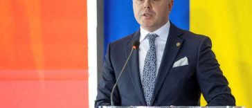 Liberalul Alexandru Muraru, despre un guvern minoritar PSD: Va închide lumina în cameră, va începe iar spolierea bugetelor publice, capturarea instituţiilor şi va începe să arunce cu pomeni electorale. Ghilotina moţiunii de cenzură va veni repede