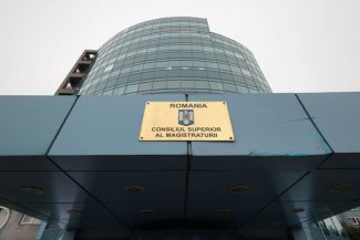 Adunările generale ale ale curţilor de apel, tribunalelor, judecătoriilor şi procurorilor, convocate pentru data de 9 iunie, pentru emiterea unui punct de vedere cu privire la noua lege a salarizării/ Magistraţii reclamă o campanie de decredibilizare