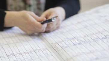 Nota 9 luată la o şcoală nu este comparabilă cu nota 9 luată la altă şcoală. Ministerul Educaţiei vrea să reducă aceste diferenţe prin noul cadru pentru Curriculumul Naţional