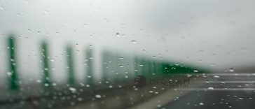Centrul Infotrafic: Se circulă în condiţii de ploaie, în unele zone torenţială, vizibilitatea fiind redusă/ Trafic restricţionat pe A10 sensul Turda – Sebeş, din cauza unui accident