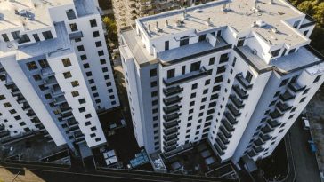 Operaţiunea JUPITER – 75 de percheziţii domiciliare într-un dosar de evaziune fiscală legat de intermedieri imobiliare  / Acţiunea are loc în cinci judeţe