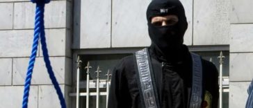 Trei bărbaţi spânzuraţi în Iran cu privire la violuri ale unor minori