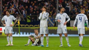 În ţara care a ratat din nou Cupa Mondială, eşecul declanşează o bătălie politică acerbă. Guvernul condus de Giorgia Meloni doreşte să-şi extindă controlul asupra fotbalului italian