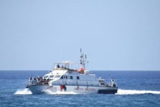 Cel puţin zece migranţi, morţi într-un naufragiu în largul Maltei