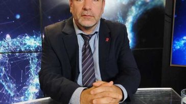 Iulian Petre (UNOPA): Programul naţional de tratament HIV este unul care merge bine, a avut finanţare, pacienţii din România au acces la cele mai bune tratamente care există în lume, avem medici foarte buni