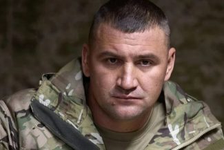 Comandantul unui regiment ucrainean a fost suspendat în urma acuzaţiilor de violenţe în cadrul unităţii sale