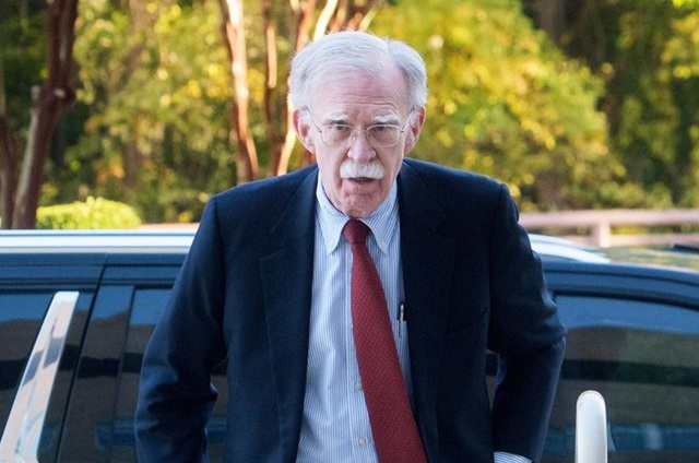 John Bolton, un fost consilier al lui Trump, urmează să pledeze vinovat de păstrarea unor documente secrete, după ce a pledat nevinovat