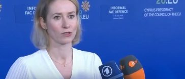 UE discută despre felul în care să folosească 6,6 mld. € din Facilitatea Europeană a Păcii destinate rambursării statelor care au ajutat militar Ucraina, blocată prin veto de Orban şi deblocată de Magyar. Kallas vrea ca Kievul să fie ajutat să cumpere sau