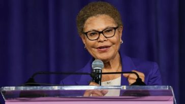 California şi Los Angelesul îşi desemnează candidaţii la posturile de guvernator şi primar. Alegeri primare au loc şi în New Jersey, Montana, South Dakota, New Mexico şi Iowa în vederea alegerilor în Congres şi unor guvernatori
