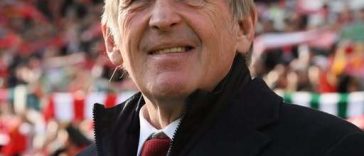 La o zi după Kevin Keegan, şi Sir Kenny Dalglish a anunţat că urmează un tratament pentru cancer