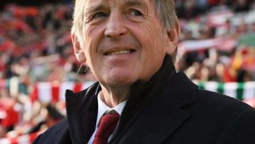La o zi după Kevin Keegan, şi Sir Kenny Dalglish a anunţat că urmează un tratament pentru cancer
