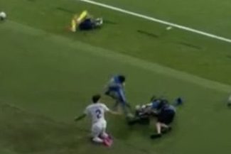 Cupa Mondială 2026: Abdukodir Khusanov (Uzbekistan) a doborât un cameraman la meciul cu Columbia – VIDEO