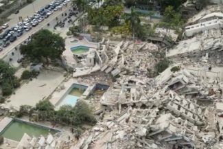 Cel puţin 920 de morţi şi 50.000 de dispăruţi în urma dublului cutremur din Venezuela