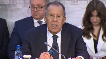 SUA s-au îndepărtat de la rolul de ”mediator imparţial” în negocierile între Rusia şi Ucraina, acuză Lavrov la întâlnirea cu ambasadorii străini. ”Europa redevine principală ameninţare la adresa păcii şi securităţii mondiale”, denunţă el