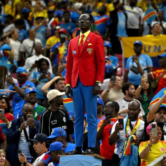 Cupa Mondială 2026: A lipsit la meciul cu Portugalia, dar „Lumumba Vea”, suporterul vedetă al RD Congo, a fost prezent la partida cu Columbia-VIDEO