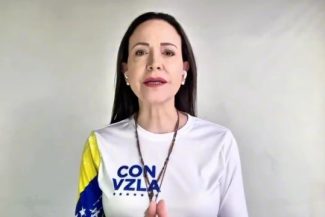 Lidera opoziţiei Maria Corina Machado acuză guvernul Venezuelei că i-a blocat întoarcerea în ţară, după cele două cutremure