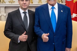 Trump a acceptat o cină somptuoasă cu Macron la Versailles după summitul G7 de săptămâna viitoare