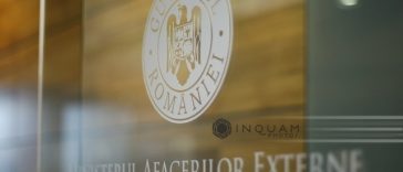 MAE, după ce Şoşoacă a participat la summit-ul de la Sankt Petersburg şi l-a elogiat pe Putin: Prezenţa alături de oficiali ruşi şi oameni de afaceri sub sancţiuni europene a unor cetăţeni europeni nu îi validează pe primii şi îi descalifică pe ultimii