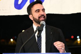 Fan declarat al echipei Arsenal, primarul oraşului New York are un pronostic surprinzător pentru câştigătoarea Cupei Mondiale