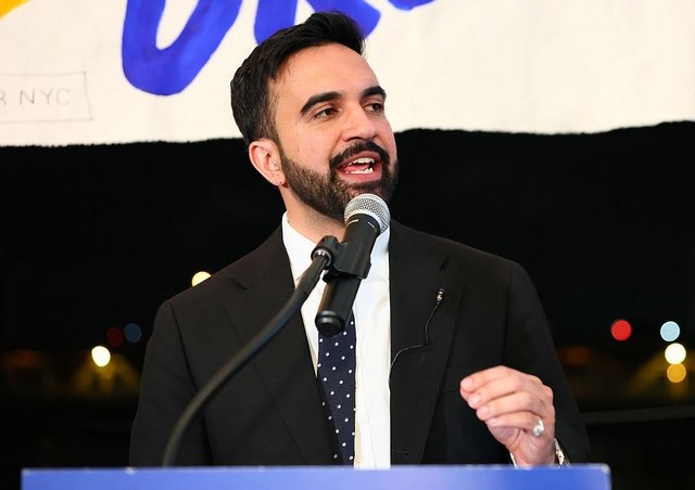 Fan declarat al echipei Arsenal, primarul oraşului New York are un pronostic surprinzător pentru câştigătoarea Cupei Mondiale