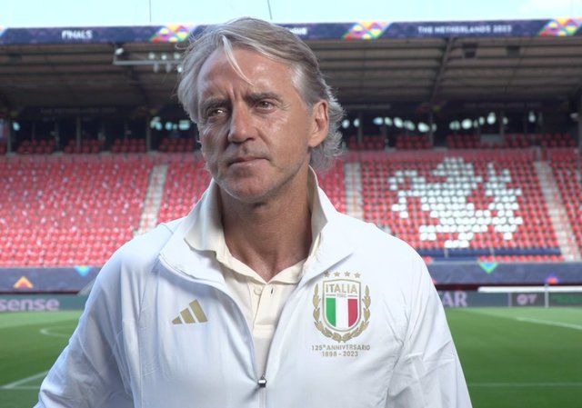 Dorit ca selecţioner al Italiei, Roberto Mancini a părăsit echipa Al-Sadd din Qatar