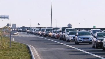 Trafic aglomerat pe DN 68A şi la ieşirea de pe A1 pe sensul Deva-Holdea, în judeţul Timiş, din cauza unor lucrări/ Rute alternative