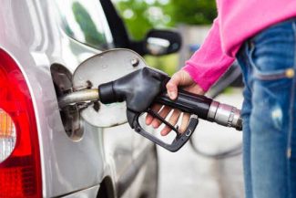 Preţurile combustibililor pentru transportul personal au crescut în luna mai în toate ţările UE – Cele mai mari creşteri în Bulgaria, Luxemburg, Lituania şi România, cu peste 30% / Preţul la motorină a crescut doar în România