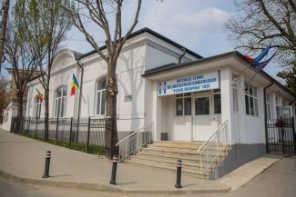 Terenurile şi clădirea Maternităţii ”Elena Doamna” din Iaşi au fost cumpărate de Consiliul Judeţean, tranzacţia ridicându-se la 14 milioane de lei/ Şeful CJ Iaşi, Costel Alexe: Salvăm un spital istoric de la riscul degradării