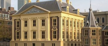 Opt tablouri ale lui Rembrandt rămân în colecţia Muzeului Mauritshuis din Haga