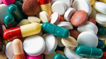 Cursa spaţială ajunge în industria farmaceutică: companiile dezvoltă medicamente pe orbită pentru tratamente mai eficiente