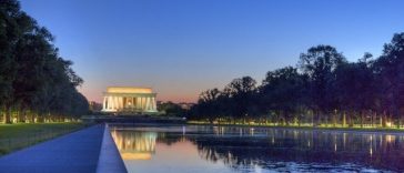 Trump susţine că bazinul de la Memorialul Lincoln a fost vandalizat; autorităţile investighează