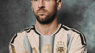 Titular la meciul Argentinei cu Algeria, Lionel Messi devine primul jucător care evoluează la şase ediţii ale Cupei Mondiale