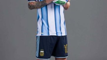 Cupa Mondială 2026: Cu un Messi imperial, Argentina, campioana mondială en-titre, a învins Algeria, scor 3-0. Starul de la Inter Miami a reuşit un hattrick