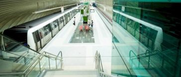 Incendiu de vegetaţie la suprafaţa staţiei de metrou Titan / Accesul spre Parc I.O.R. – Alexandru Ioan Cuza este închis