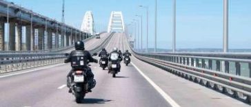 Utilizarea motocicletelor a fost restricţionată în Crimeea, pe motiv că sună ca dronele