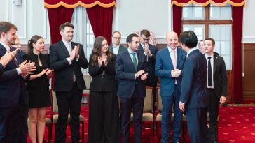 Ambasada Chinei la Bucureşti afirmă că deputatul Alexandru Muraru a intervenit în mod flagrant în afacerile interne ale Chinei, susţinând ”independenţa Taiwanului”: Ridică semne de întrebare cu privire la dacă reprezintă cu adevărat interesele României