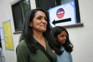 Două democrate, primăriţa în exerciţiu Karen Bass şi o consilieră municipală de stânga, Nithya Raman, urmează să se înfrunte în turul doi al alegerilor de la Primăria din Los Angeles. Spencer Pratt, susţinut de Trump, înfrânt în primul tur