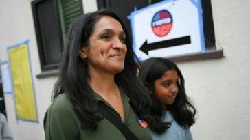Două democrate, primăriţa în exerciţiu Karen Bass şi o consilieră municipală de stânga, Nithya Raman, urmează să se înfrunte în turul doi al alegerilor de la Primăria din Los Angeles. Spencer Pratt, susţinut de Trump, înfrânt în primul tur