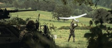 Rusia ar putea ataca NATO la un an după sfârşitul Războiului din Ucraina, avertizează Guvernul olandez în raportul anual al strategiei apărării. Pentru a contracara această ameninţare, Haga şi-a dat obiectivul să dispună în cinci ani de jumătate din capac