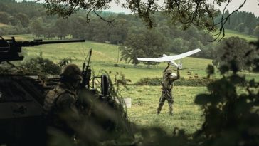 Rusia ar putea ataca NATO la un an după sfârşitul Războiului din Ucraina, avertizează Guvernul olandez în raportul anual al strategiei apărării. Pentru a contracara această ameninţare, Haga şi-a dat obiectivul să dispună în cinci ani de jumătate din capac