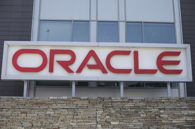 Oracle a eliminat 21.000 de locuri de muncă într-un an, pe fondul investiţiilor masive în inteligenţa artificială