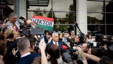 Viktor Orban a fost reales în funcţia de lider al partidului Fidesz din Ungaria, în ciuda înfrângerii electorale