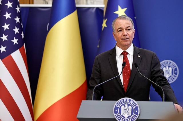 România şi SUA, dialog pentru evaluarea Programului cadru pentru protecţia copilului, la Palatul Victoria / Suma alocată de Guvernul american a crescut la aproximativ 12 milioane de dolari