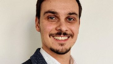 Un avocat în vârstă de 35 de ani, numit prefect al judeţului Timiş